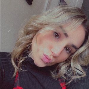 Meet your Posher, Meri